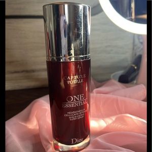 Dior One Essential Serum